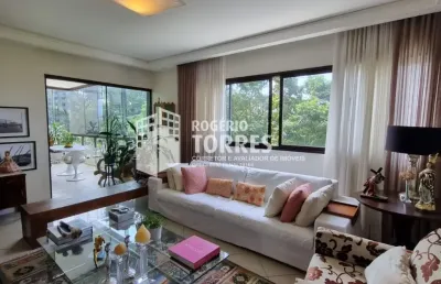 Apartamento a venda de 3 suítes + gabinete e dependência com 3 garagens no acupe de brotas