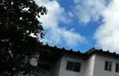 Cód. 171 cabula 2/4 vazio e 2º andar no condomínio arvoredo de cima