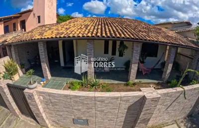 Casa térrea locação de 4/4 sendo 2 suítes + anexo com 1 suíte, no cond. jardim placaford em piatã