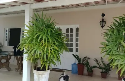 Cód 551 jauá casa 4/4 sendo 2 suítes com piscina privativa e churrasqueira
