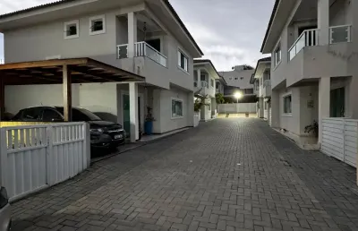 Casa em condomínio fechado com 4 quartos à venda na Rua Rosalvo Barbosa, 340, Pitangueiras, Lauro de Freitas
