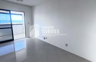 Apartamento a venda de 3/4, 1 suíte, varanda com vista mar e 2 garagens no imbui