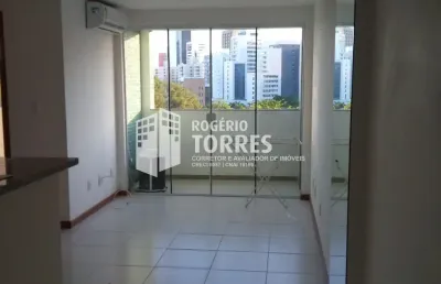 Apartamento a venda de 2/4, varanda e 1 garagem no stiep