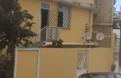Cód. 94 caixa d'água casa 4/4 com laje livre e 2 pavimentos com garagem