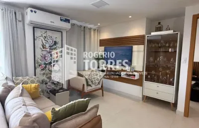 Apartamento cobertura duplex a venda de 2 suítes, porteira fechada e 2 garagens em vilas do atlântico