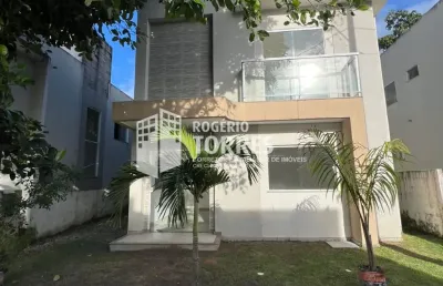 Casa duplex a venda de 4 suítes, varanda, quintal e 3 garagens em itapuã