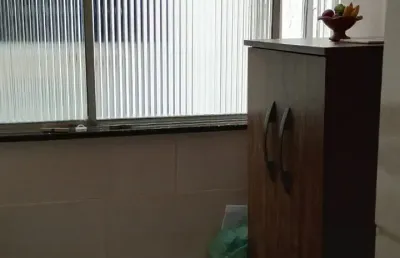 Apartamento com fino acabamento, pronto pra morar, todo reformado