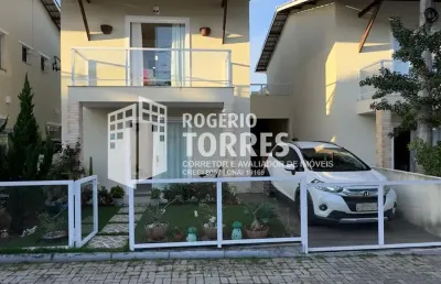 Casa duplex a venda de 3/4, 2 suítes com energia solar e 2 garagens em abrantes