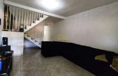 Sobrado com 2 dormitórios à venda, 183 m² por r$ 360.000,00 - mombaça - pindamonhangaba/sp