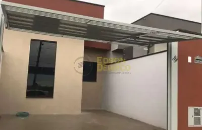 Casa á venda com 2 quartos, residencial e comercial cidade jardim - pindamonhangaba