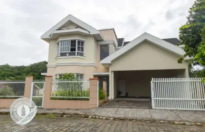 Casa com 4 quartos à venda no garcia, blumenau , 335 m2 por r$ 1.500.000