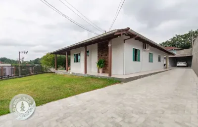 Casa com 4 quartos à venda no itoupava central, blumenau , 223 m2 por r$ 890.000