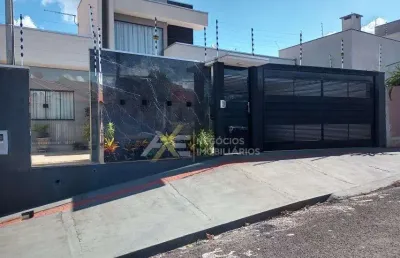 Casa com 3 quartos à venda na Rua da Lapa, 380, Jardim Morumbi, Cambé