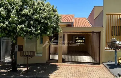 Casa com 3 quartos à venda na Rua Moacir Teixeira, 126, Residencial Maria Flora, Cambé