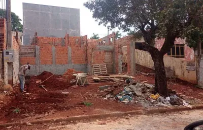 Casa com 3 quartos à venda na Rua da Abolição, 516, Jardim Vila Rica, Cambé