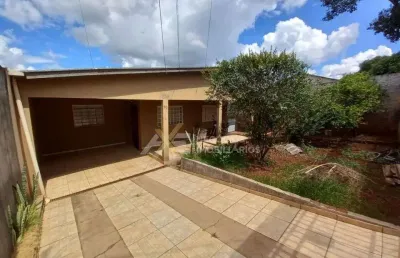 Casa com 3 quartos à venda na Rua Mariana Monge, 70, Conjunto Habitacional Doutor José dos Santos Rocha, Cambé