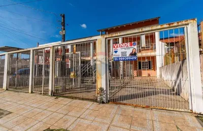 Apartamento 119m² térreo com pátio frente e fundos com churrasqueira.
