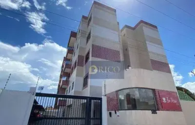 Apartamento com 2 quartos em condomínio com lazer completo — viva com conforto e segurança!
