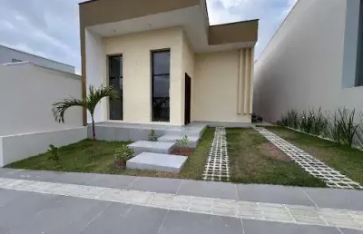 Casa com 3 quartos à venda na Avenida Pio XII, 241, Massaranduba, Arapiraca