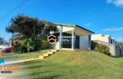 Excelente casa com piscina próxima ao mar em salinas