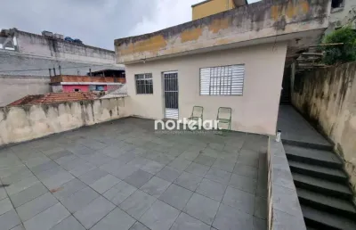 Casa com 2 quartos à venda na Rua Camaratiba, Vila Itaberaba, São Paulo