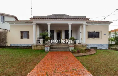 Sobrado com 6 quartos e 4 banheiros à venda, 485 m²