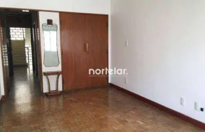 Kitnet refomado senador queirós, andar alto. aceita financiamento..