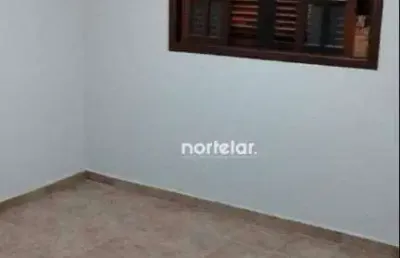 2 casas de 2 dormitórios , sala, cozinha, banheiro, 1 vaga