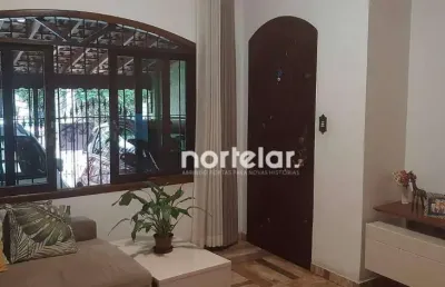 Casa com 2 quartos à venda na Rua Japão, Parque das Nações, Santo André