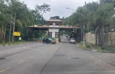 Terreno a venda no condominio parque ituaguaçu da cantareira