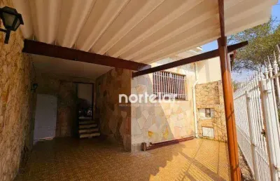 Casa com 2 quartos à venda na Rua Rubens de Souza Araújo, Vila Mangalot, São Paulo