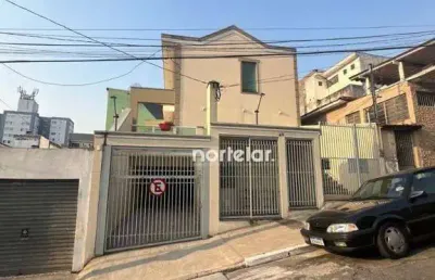 Sobrado de 3 quartos em condominio fechado com 3 vagas de garagem apenas 5 casas no condominio
