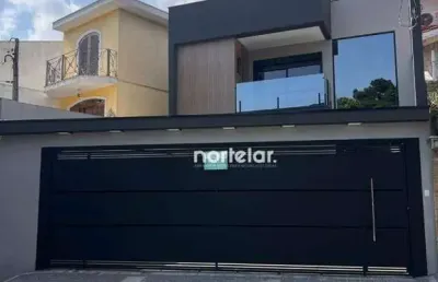 Bem-vindo ao seu novo lar no parque são domingos! este sobrado encantador oferece uma fachada diferenciada e uma infinidade de comodidades que o torna