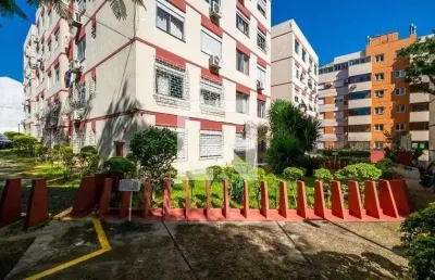 Apartamento com 2 quartos à venda na Rua Marechal Hermes, 155, Camaquã, Porto Alegre