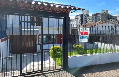 Linda e confortável residência ao lado da escola mãe de deus tristeza