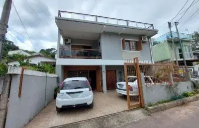 Casa com 4 quartos à venda na Estrada Aracaju, 1145, Vila Nova, Porto Alegre