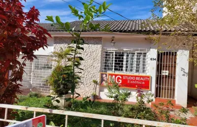 Casa com 3 quartos à venda na Rua Eurico Lara, 634, Medianeira, Porto Alegre