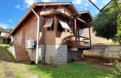 Casa com 3 quartos à venda na Rua Peri Melo, 238, Nonoai, Porto Alegre