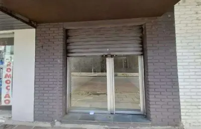 Loja de 30m² com mezanino para locação no bairro tristeza, zona sul de porto ale