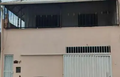 Casa com 3 quartos à venda na rua ipiranga, 57, laranjeiras, betim por r$ 250.000
