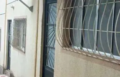 Casa em condomínio fechado com 2 quartos à venda na hum, 246, monte sinai, esmeraldas por r$ 170.000