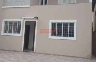 Lindo sobrado sendo 3 dorm, 2 suites, sala ampla, quintal, 3 vagas, 4 wcs, oportunidade