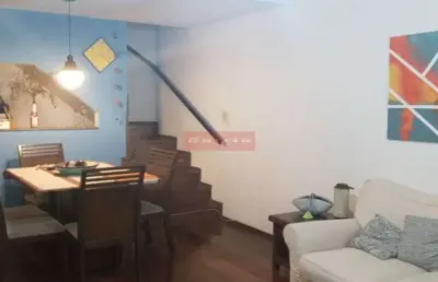 Sobrado na chácara santo antônio, 117 m2, 2 dormitórios, 2 salas, 2 banheiros, 1 vaga.