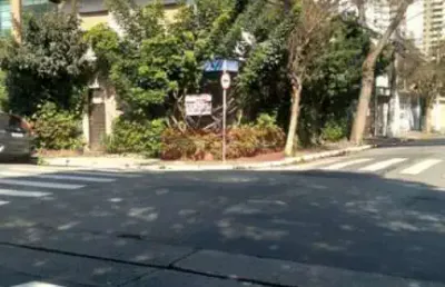Casa na flórida para incorporadora, 5 dorm, 3 salas, 3 banheiros, 2 vagas.