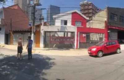 Casa assobradada para venda com 3 quartos com 218m²