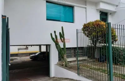 Casa térrea comercial  frente a estação borba gato, para locação, com 7 salas, 2 banh, 12 vagas