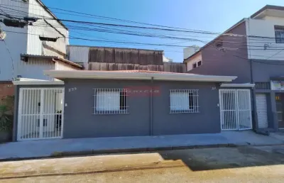 Casa térrea toda reformada em excelente localização