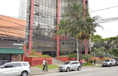 Sala comercial para alugar na Chácara Santo Antônio, São Paulo 