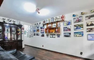 Lindo sobrado p/ venda  com 3 dorm, 2 vagas, 3 wcs, coz, 2 salas. oportunidade