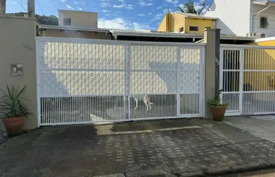 Casa à venda no bairro barra - balneário camboriú/sc
